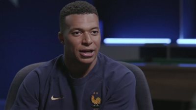 مبابي: كريستيانو رونالدو هو رقم 1 في ريال مدريد.. وكان من حسن حظي أن ألعب رفقة ميسي