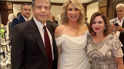 متغاظين.. أول تعليق من إيناس الدغيدي بعد انتقاد زواجها.. وزوجها: بحب جرأتها