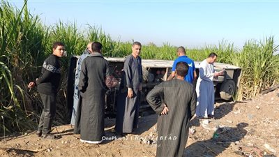 انقلاب أتوبيس عمال تابع لشركة مصر للألومنيوم في قنا وأنباء عن مصابين