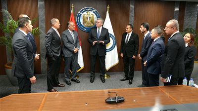 وزير البترول يشهد توقيع عقد حفر 5 آبار جديدة للغاز بالبحر المتوسط بين بي بي وفالاريس