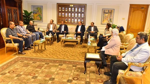 محافظ أسيوط