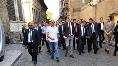 وزير خارجية ألمانيا يزور آثار الجمالية ويشيد بعظمة التراث الإسلامي في مصر | صور 