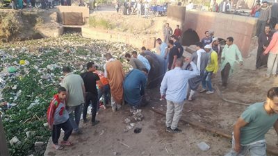 4 وفيات.. ارتفاع عدد ضحايا حادث انقلاب تروسيكل يقل عددًا من التلاميذ في مصرف بأسيوط