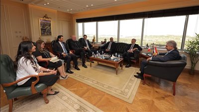 السفير الإيطالي يودع وزير السياحة قُبيل انتهاء فترة عمله في مصر