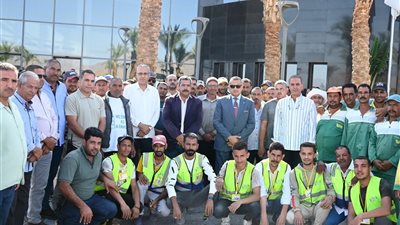 محافظ جنوب سيناء يشيد بدور القيادات التنفيذية في نجاح قمة شرم الشيخ للسلام