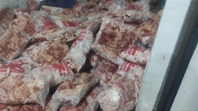 ضبط 4 أطنان دواجن غير صالحة للاستهلاك الآدمي بالخصوص