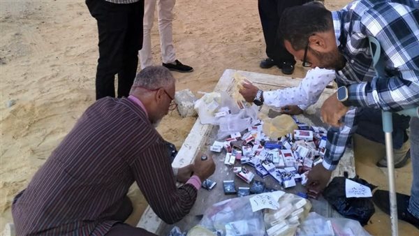 إعدام 400 علبة سجائر