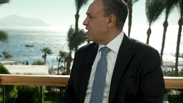  وزير الخارجية