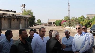 محافظ أسوان: مصنع سكر كوم أمبو من أهم القلاع الصناعية العريقة في مصر