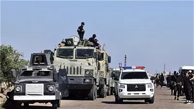 ضحايا ومصابون إثر انفجار حافلة عسكرية بريف دير الزور في سوريا