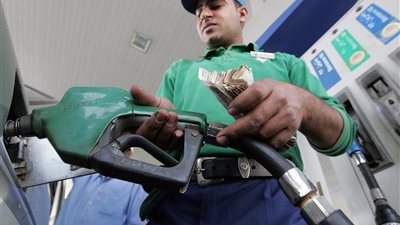  عاجل| تأكيدا لـ القاهرة 24.. البترول تعلن زيادة أسعار البنزين والسولار رسميا