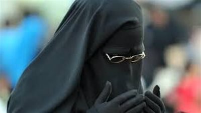 ضبط عاطل مرتديًا نقابًا بتهمة التحرش بالسيدات داخل مستشفى أبو النمرس