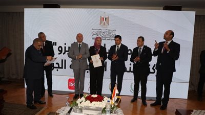 وزير الرياضة ومحافظ القاهرة يشهدان حفل حصول مركز التنمية الشبابية بالجزيرة على شهادة الأيزو