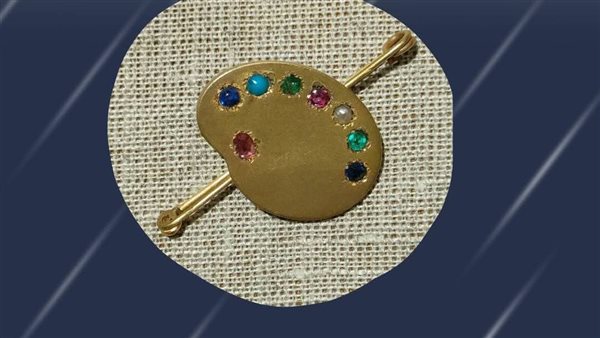 بروش الملكة فريدة