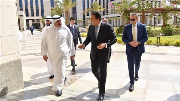 وزير الصحة ونظيره