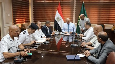 عقب تحريك أسعار الوقود.. محافظ القليوبية يعقد اجتماعًا لتحديد تعريفة الركوب الجديدة