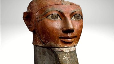 المتحف المصري بالتحرير يعرض رأس نادرة للملكة حتشبسوت على هيئة المعبود أوزير 