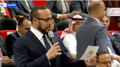 أحمد عبيد يؤدي اليمين الدستورية عضوا بمجلس الشيوخ