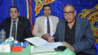 بورسعيد × 24 ساعة| المحافظ يعتمد تعريفة الركوب الجديدة.. وإقبال كبير على الأسواق والمزارات