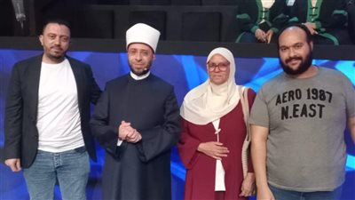 سجلهما عام 1964 بروايات مختلفة.. أسرة القارئ كامل يوسف البهتيمي تطالب الأوقاف بإخراج مصحفين مرتلين له| خاص