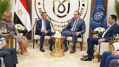 رئيس الرعاية الصحية يبحث مع اتحاد المستشفيات العربية إنشاء مركز إقليمي موحد لدعم أداء المنشآت الطبية بشرم الشيخ 