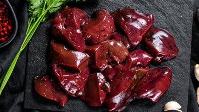 أفضل طرق للتخلص من زفارة الكبدة بكل أنواعها.. 10 حيل لرائحة شهية