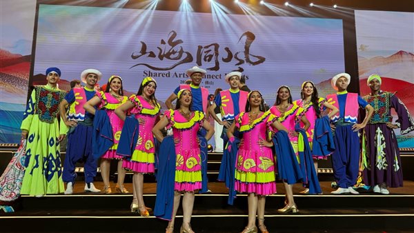 الحرية للفنون الشعبية