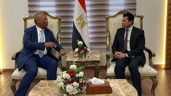 وزير الرياضة ورئيس