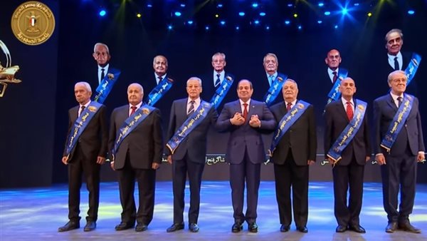 الرئيس السيسي وأبطال