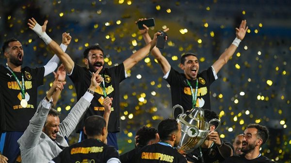 تتويج بيراميدز بكأس