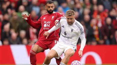 نتيجة مباراة ليفربول ومانشستر يونايتد بالدوري الإنجليزي.. تأخر الريدز في الشوط الأول