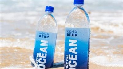 الزجاجة بـ 225 دولارًا.. هل قدّمت الشقيقتان أولسن أنقى ماء في العالم أم مجرد خدعة فاخرة؟