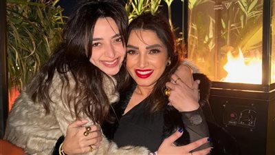 روجينا عن تعاونها مع ابنتها: قلتلها أبوس إيدك إخرجيلي مسلسلي في رمضان.. والنجوم المسيطرين أبناء فنانين