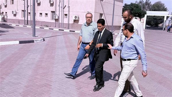 وكيل صحة الأقصر يتفقد