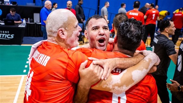 منتخب الطائرة جلوس