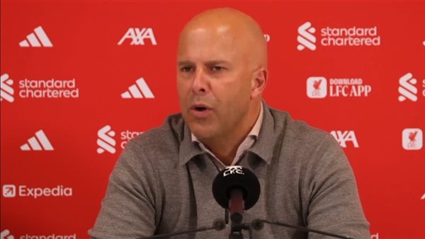 آرني سلوت المدير