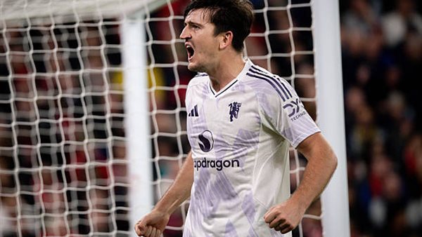 هاري ماجويار مدافع