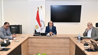 بعد فيضان النيل.. وزير الري: إنتاج خرائط رقمية لقاع وجوانب النهر وحصر أراضي الطرح باستخدام التكنولوجيا 