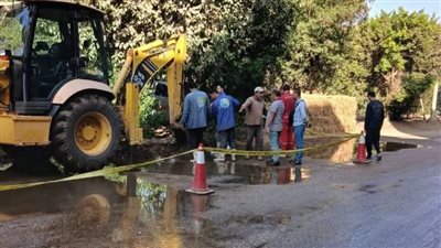انفجار خط المياه في عشما بالمنوفية وتحرك عاجل للإصلاح 