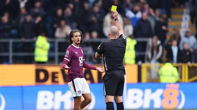  بسبب البصق على مشجع.. عقوبة قاسية على التونسي حنبعل المجبري