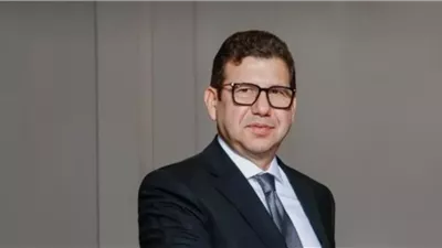 رويترز: رئيس الوزراء الإسرائيلي يجتمع مع رئيس المخابرات العامة 