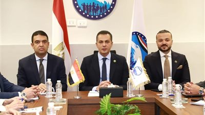  الأمين العام لـ«مستقبل وطن» يتفقد غرفة العمليات المركزية للحزب لمتابعة التحضيرات لبرلمان 2025