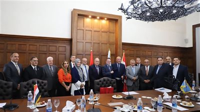 السفير الكندي يؤكد حرص بلاده على توسيع التعاون مع مصر