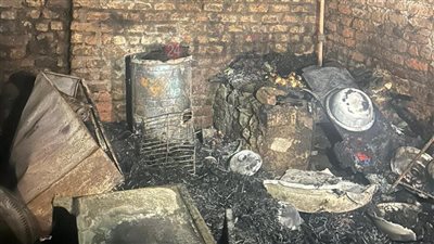 إصابة مُسن ونفوق ماشية.. أول صور لواقعة حريق التهم منزلا بسبب ماس كهربائي في قنا