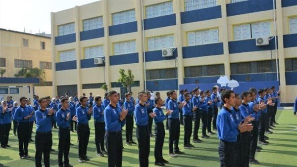 طلاب المدارس 