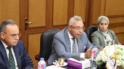 تخفيض الرسوم وزيادة الخدمات.. المجلس المصري للبناء الأخضر يبحث محفزات تشجيع المستثمرين والمواطنين