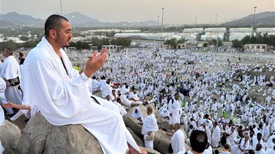 شركات السياحة: «كدانة» برنامج جديد لإقامة الحجاج في أبراج فندقية بمنى.. وتنظيمه بمصر قاصر على السياحة