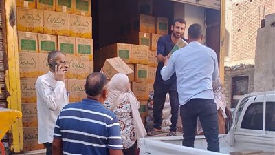 ضبط 6 أطنان سلع تموينية وحرة داخل مخزن غير مرخص بالمنوفية| صور