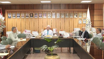 جامعة أسيوط: صندوق التكافل قدّم دعمًا تجاوز 10 ملايين جنيه واستفاد منه نحو 19 ألف طالب