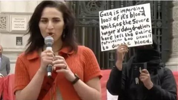 الطبيبة رحمه العدوان